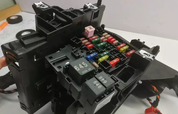 ��܇������θ��p����